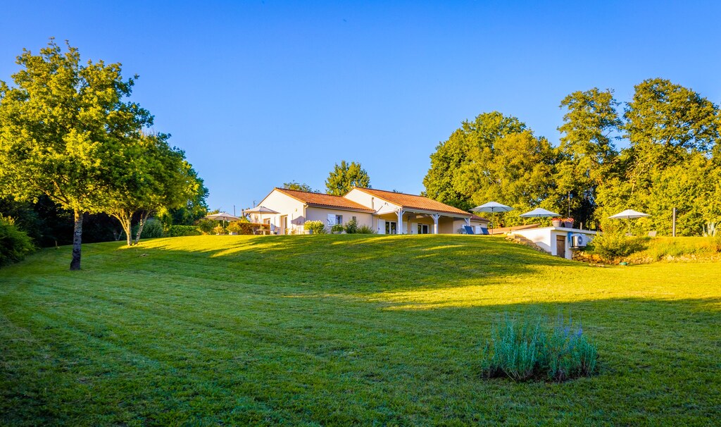 Aerial view of Bijou de Dordogne villa and landscaped grounds