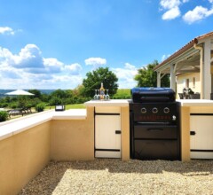 Fully equipped BBQ beside the terrace, perfect for outdoor dining