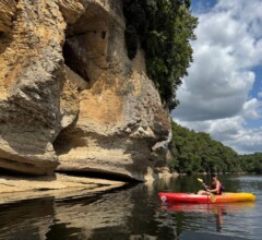 The Dordogne Kayak canoe trip on the Dordogne River with stunning scenery
