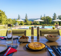 Outside dining overlooking the Dordogne hills